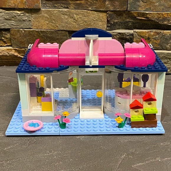 Lego Friends ~ 41007 ~ Heartlake Pet Salon ~ Retired Set - Picture 8 of 8